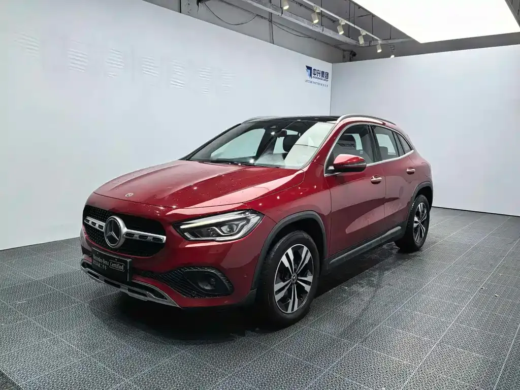 Mercedes-Benz GLA — фото 1