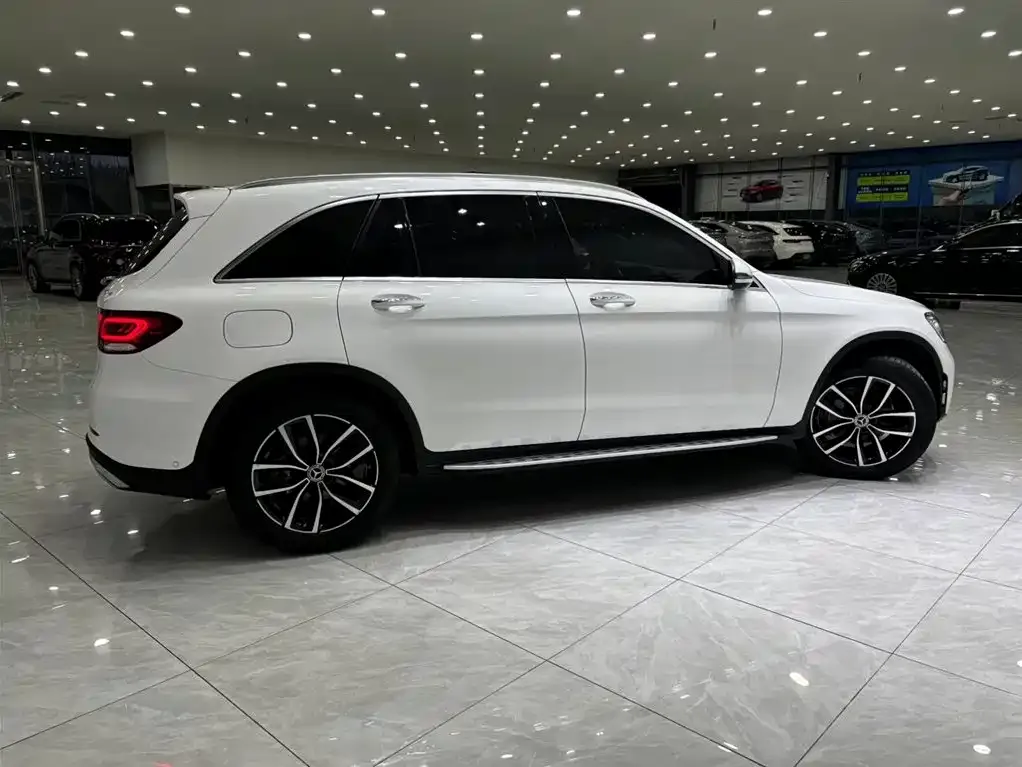 Mercedes-Benz GLC — фото 7
