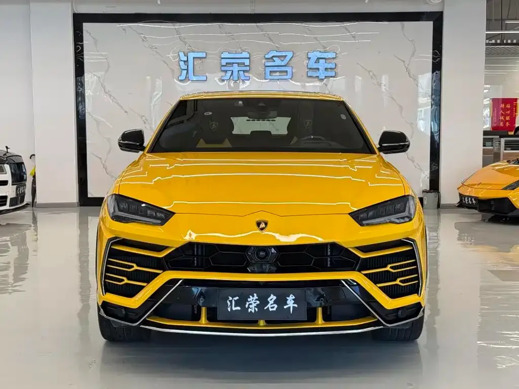 Lamborghini Urus — фото 2