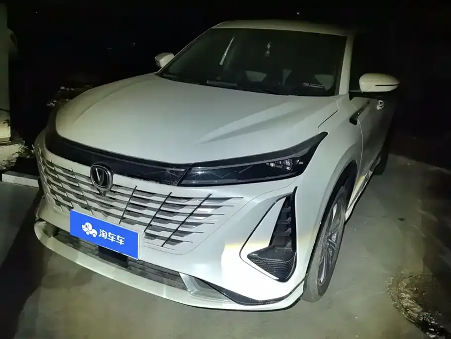Changan CS75PLUS — фото 1