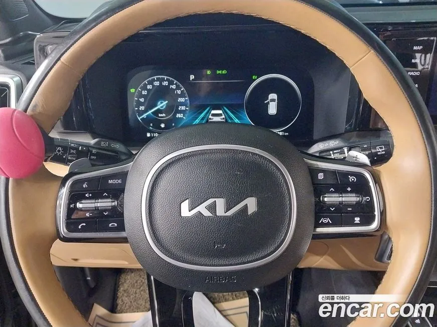 Kia Sorento — фото 7