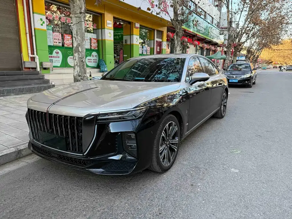 Hongqi H9 — фото 1
