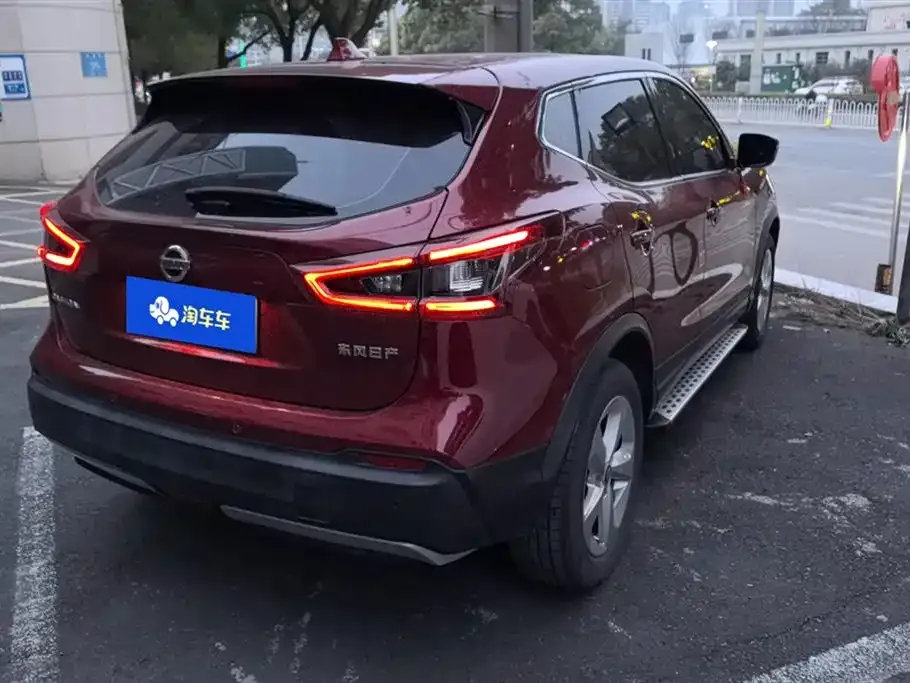Nissan Qashqai — фото 9
