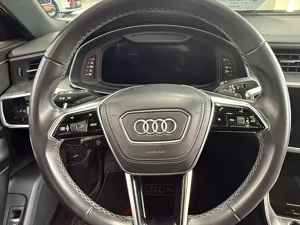 Audi A6L — фото 3