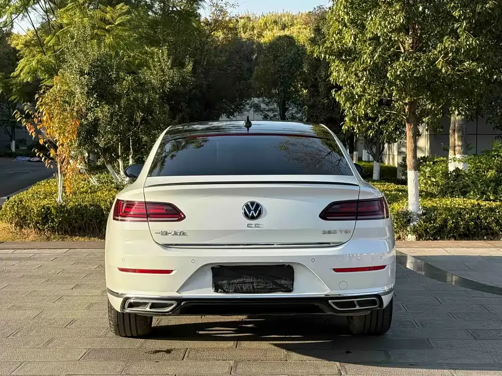 Volkswagen CC — фото 8