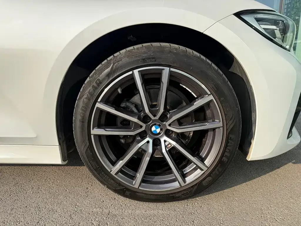 BMW 3 Series — фото 9