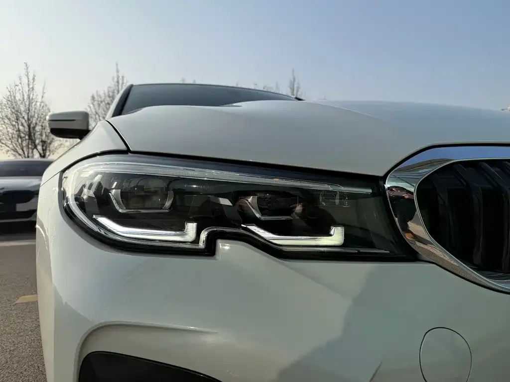 BMW 3 Series — фото 10