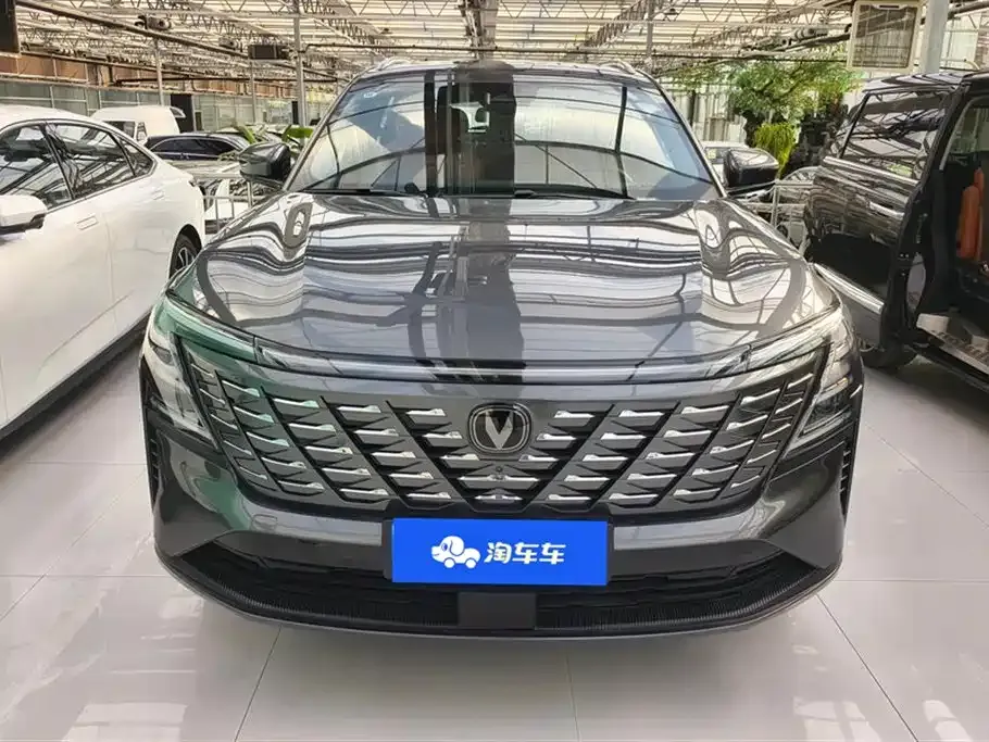Changan CS75PLUS — фото 2