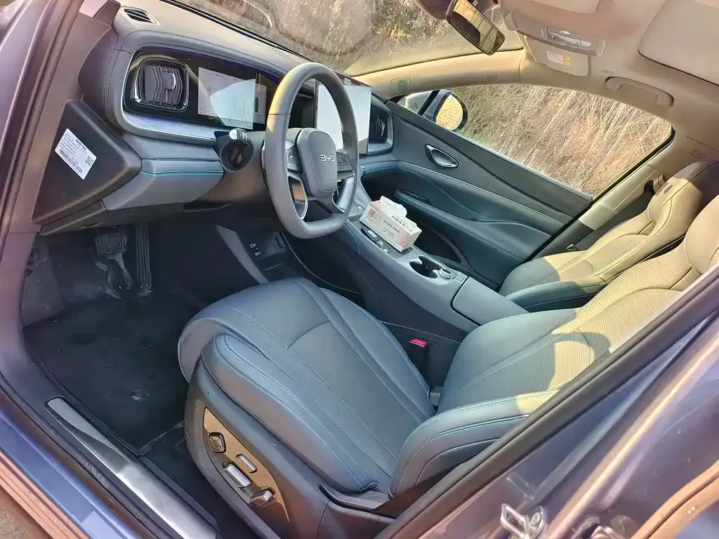 BYD Hiace 07 DM-i — фото 3