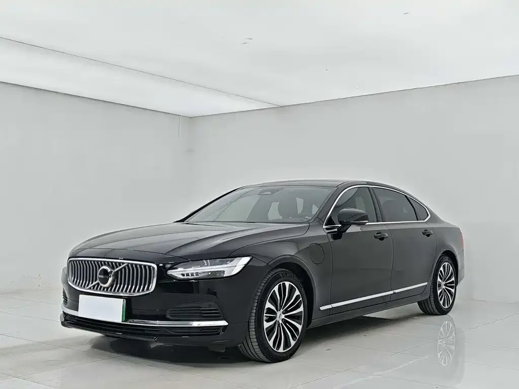 Volvo S90 PHEV — фото 1