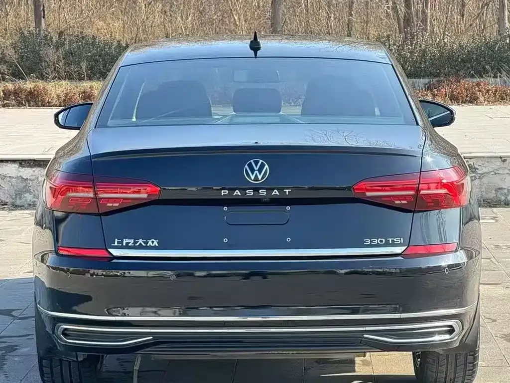 Volkswagen Passat — фото 3