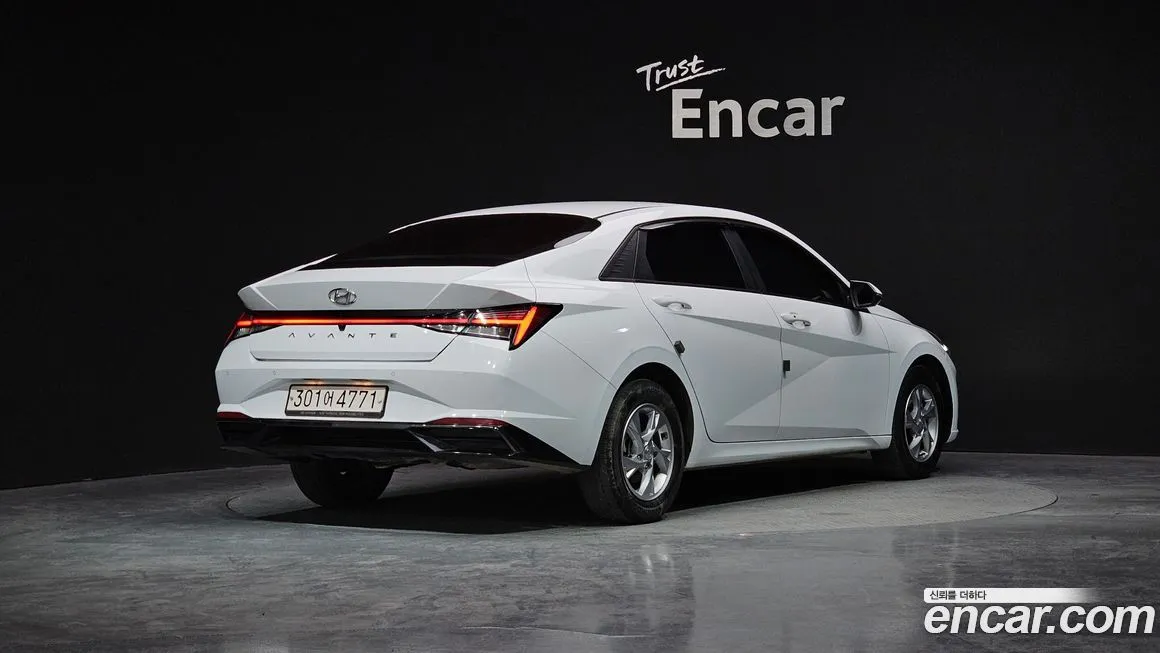 Hyundai AVANTE — фото 2