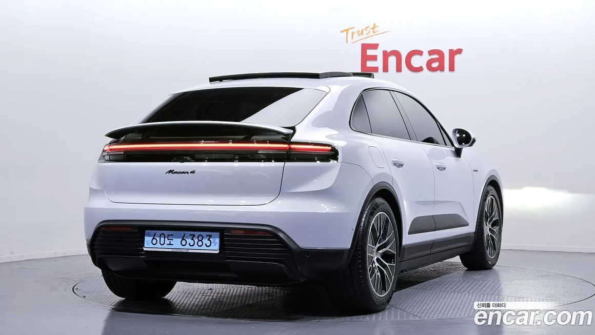Porsche Macan — фото 3