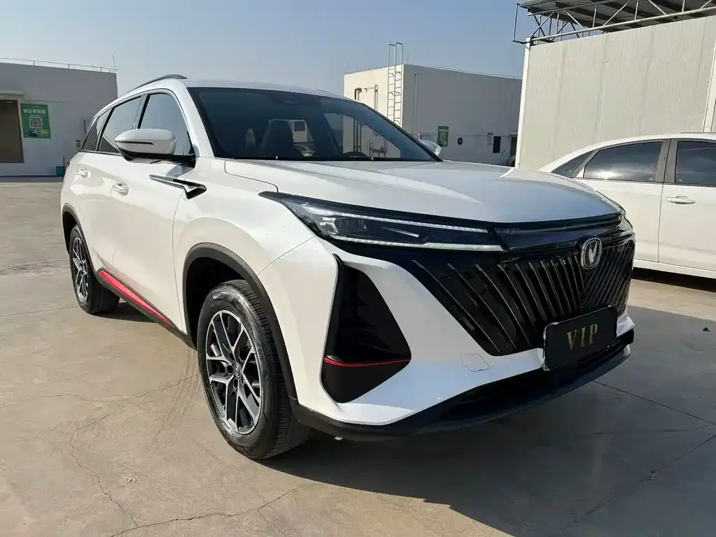 Changan CS75PLUS — фото 3