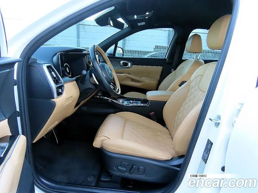 Kia Sorento — фото 5