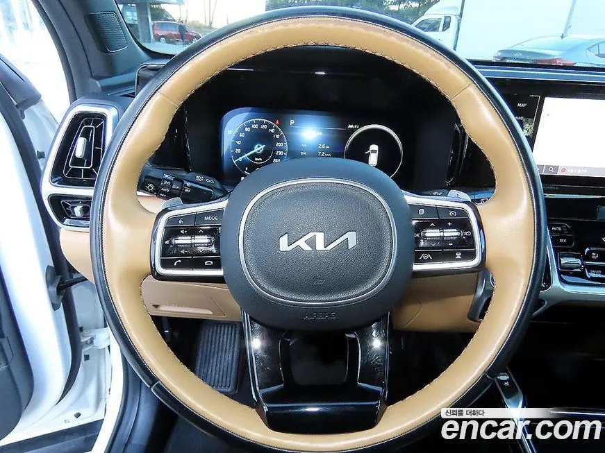 Kia Sorento — фото 7