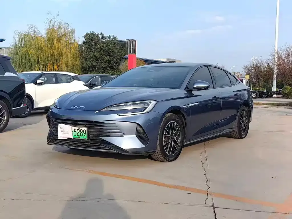 BYD Seal 07 DM-i — фото 1