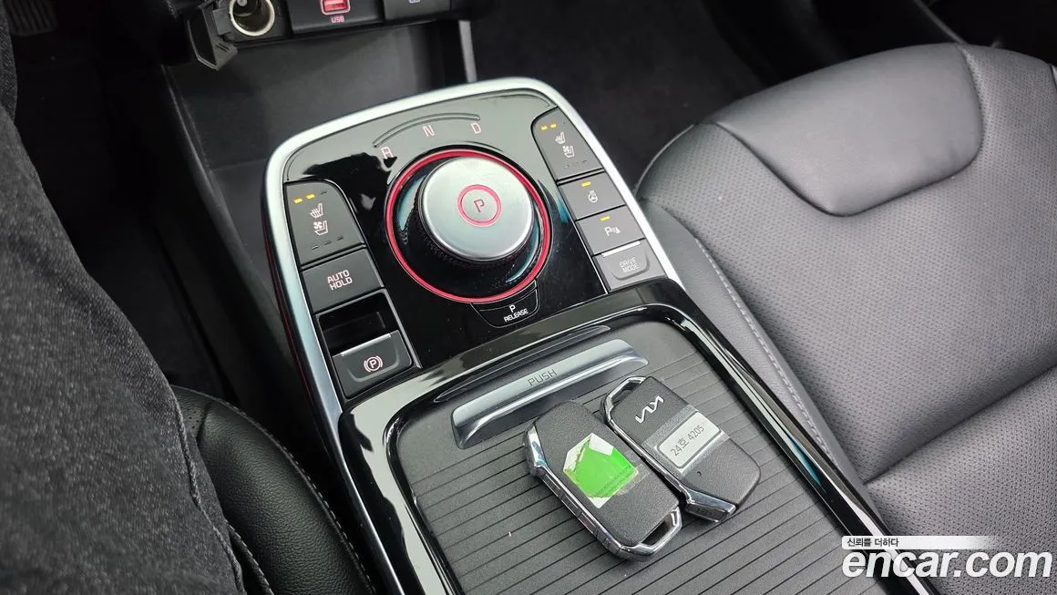 Kia Niro — фото 10