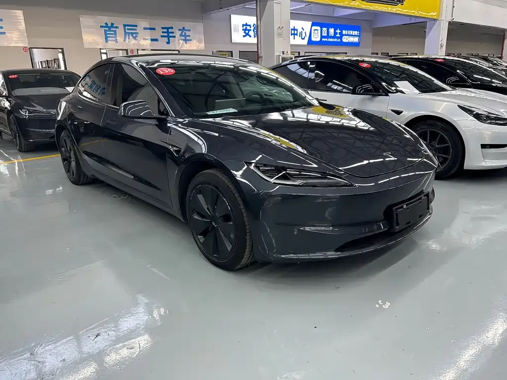 Tesla Model 3 — фото 5