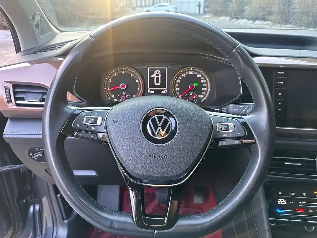 Volkswagen Tharu — фото 6
