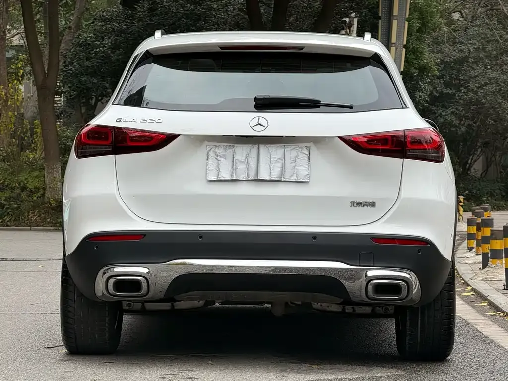 Mercedes-Benz GLA — фото 8