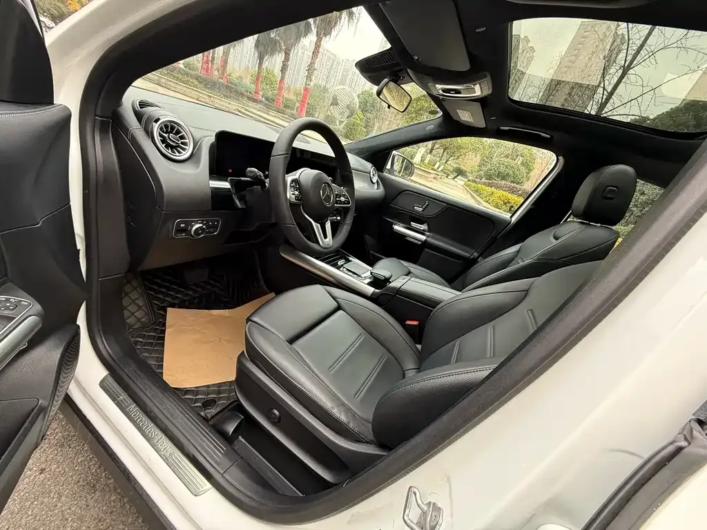 Mercedes-Benz GLA — фото 5