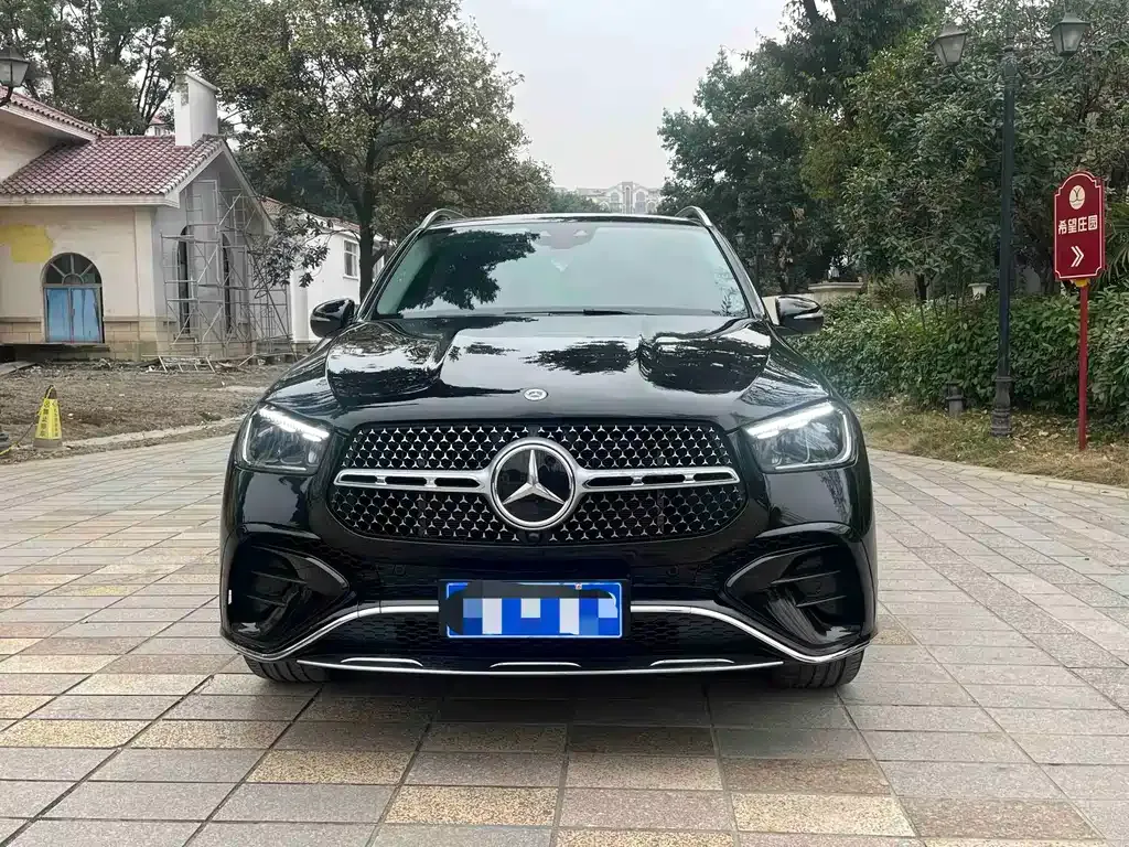 Mercedes-Benz GLE — фото 1