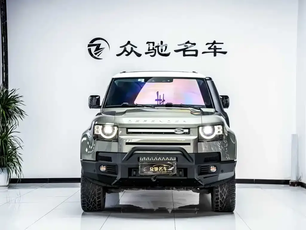 Land Rover Defender — фото 2