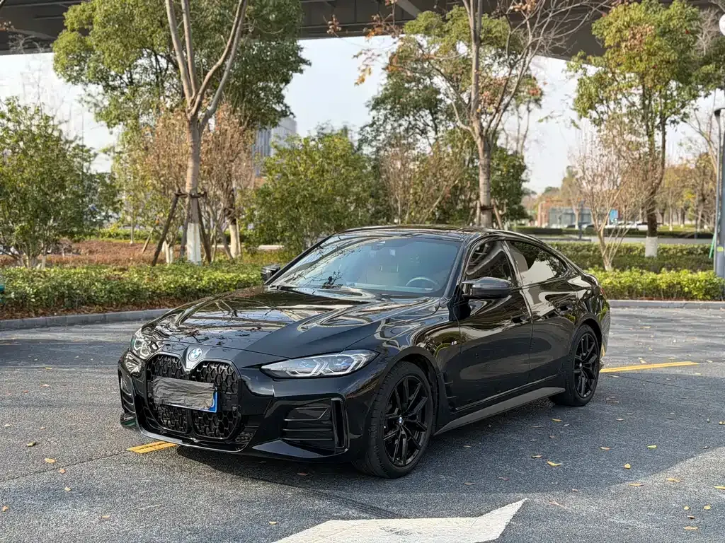 BMW 4 Series — фото 1