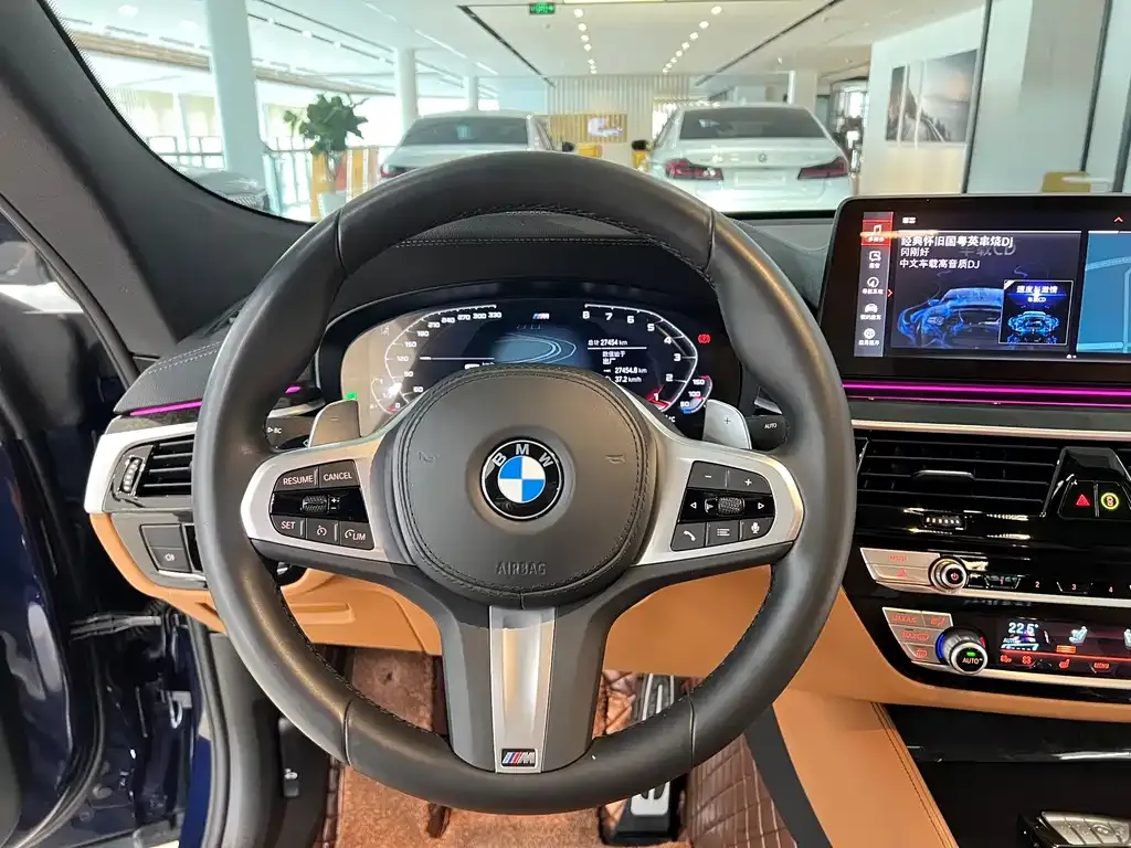 BMW 6 Series GT — фото 10