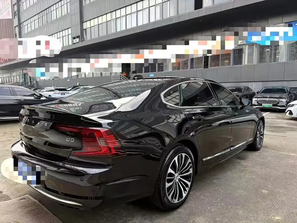 Volvo S90 — фото 7
