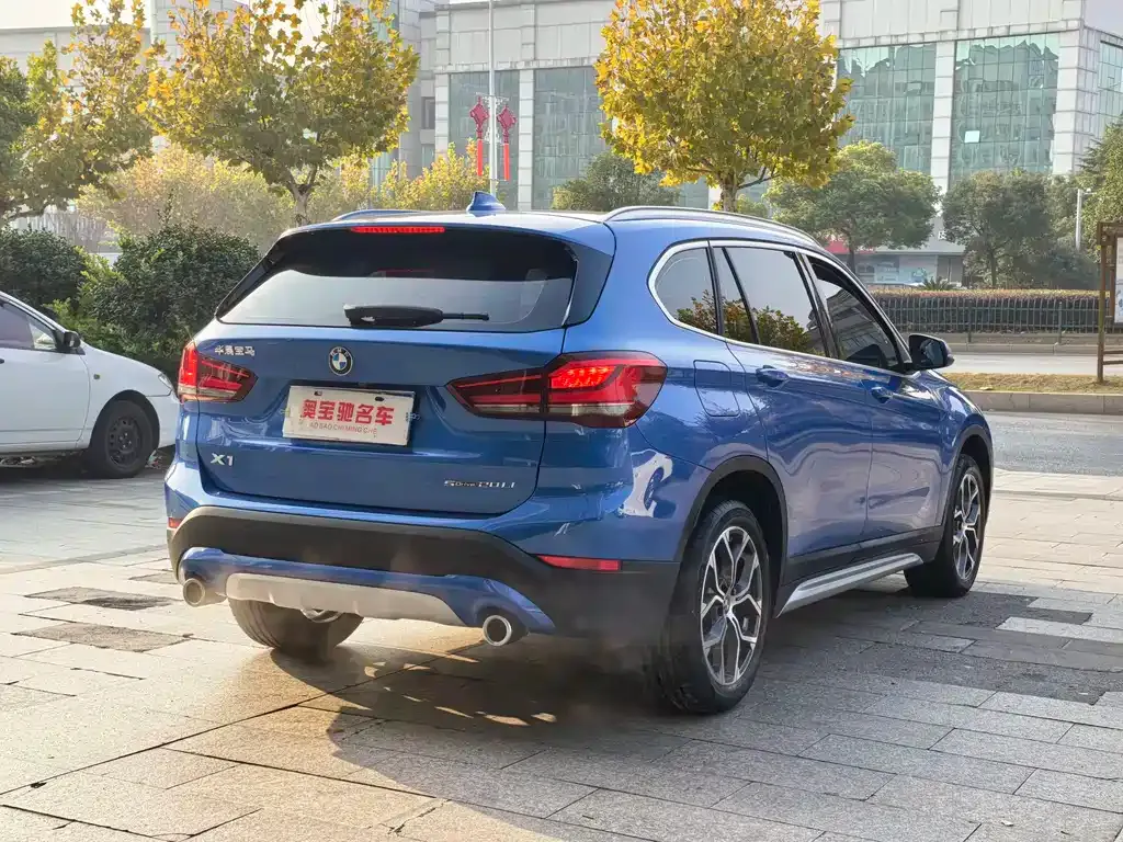 BMW X1 — фото 4