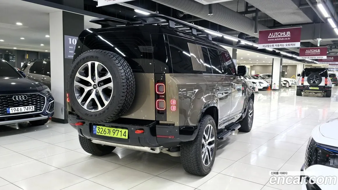 Land Rover Defender — фото 5