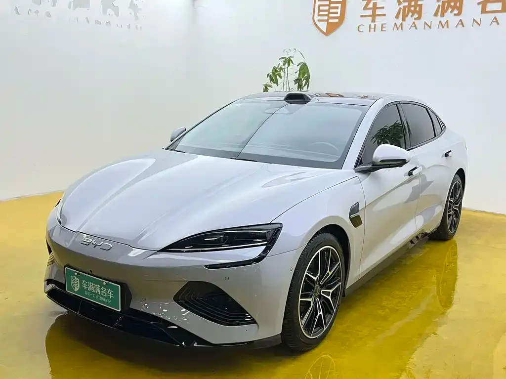 BYD Seal — фото 1
