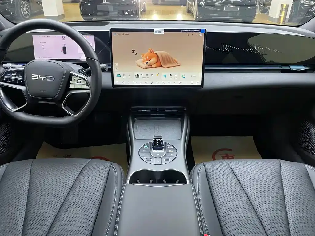 BYD Seal — фото 9