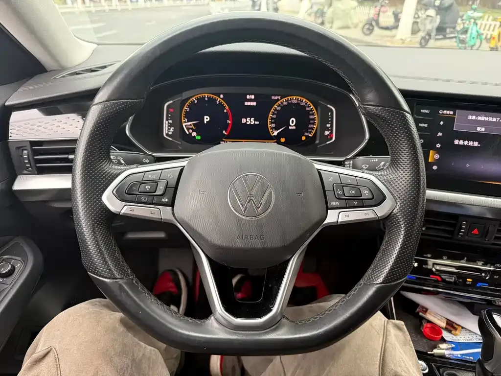 Volkswagen Passat — фото 7