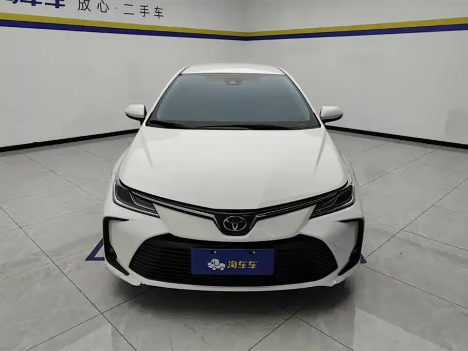 Toyota Corolla — фото 2