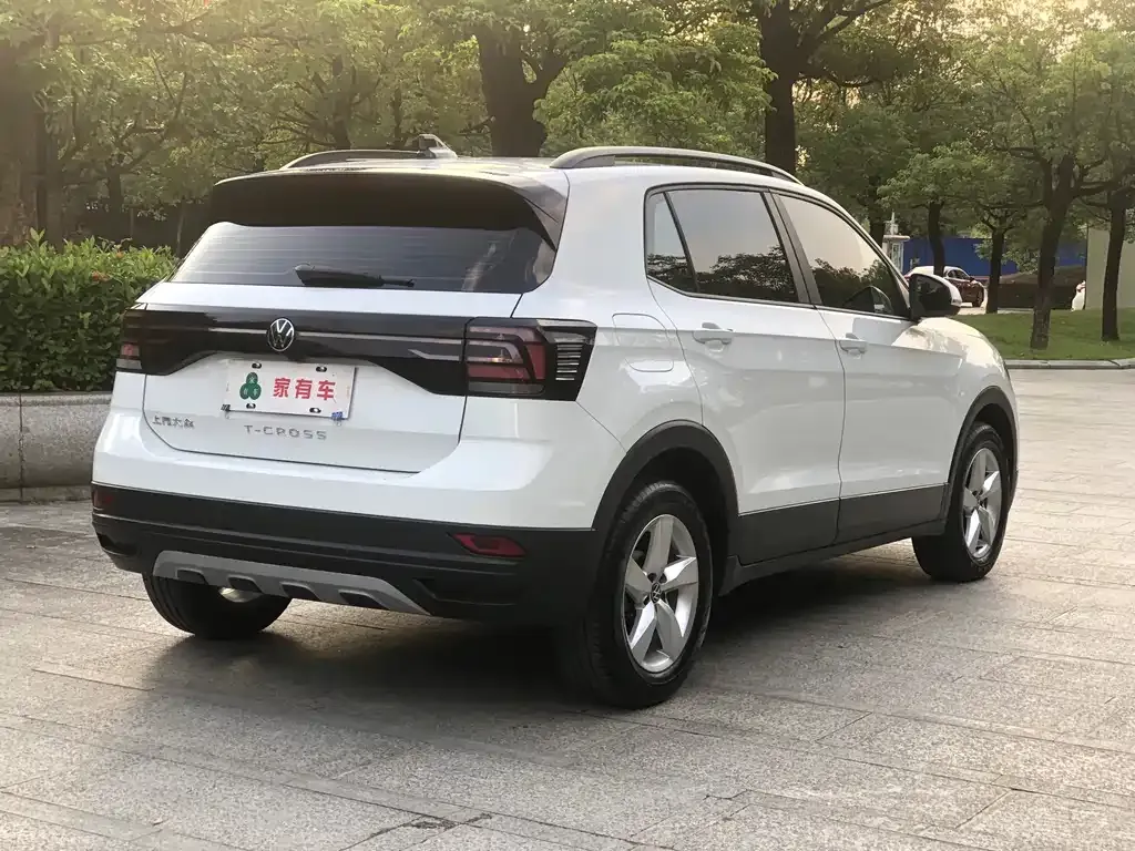 Volkswagen T-Cross — фото 6