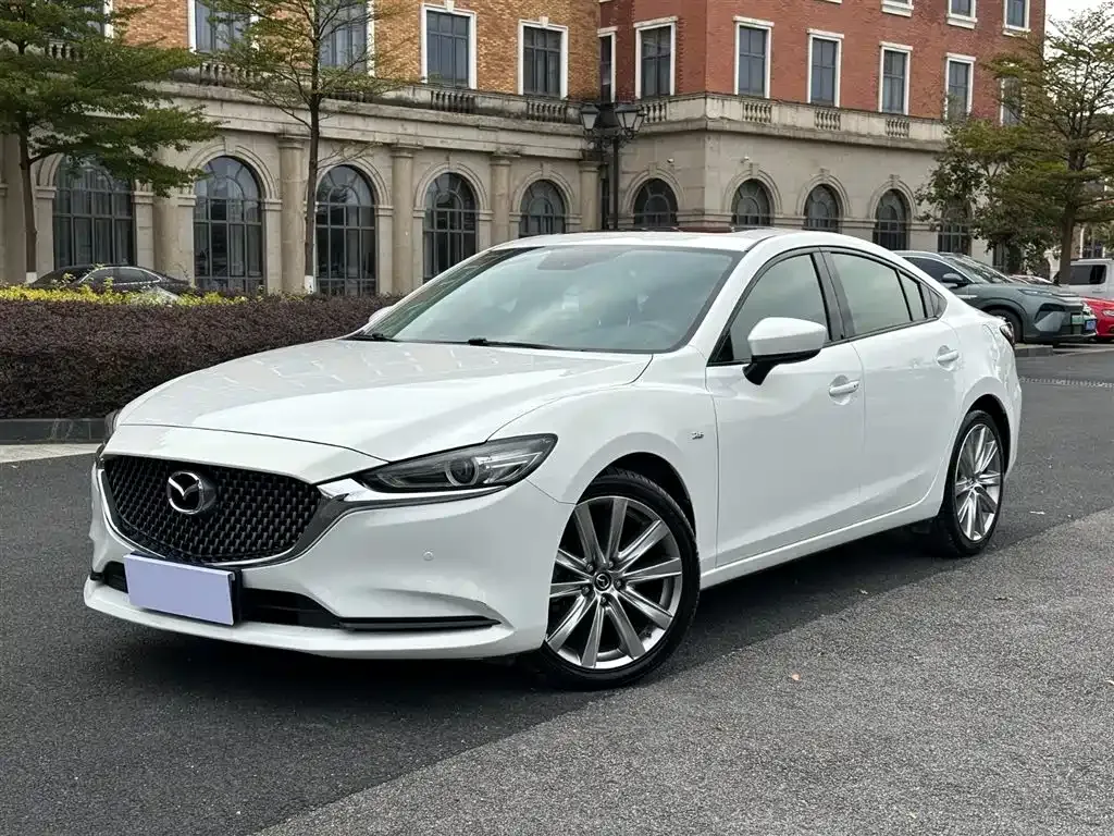Mazda Atenza — фото 1