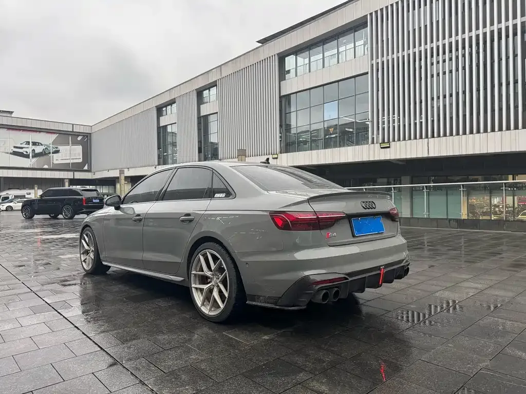 Audi S4 — фото 2