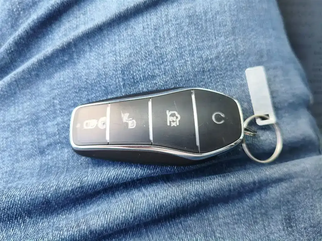 BYD Seal 06GT — фото 9