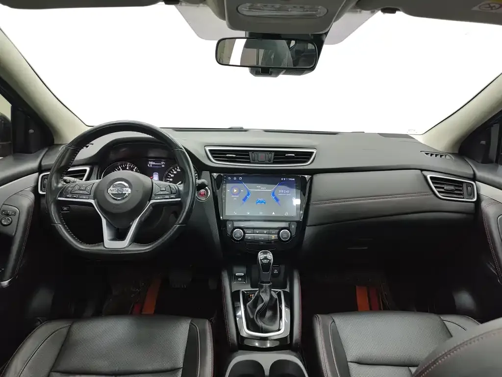 Nissan Qashqai — фото 8