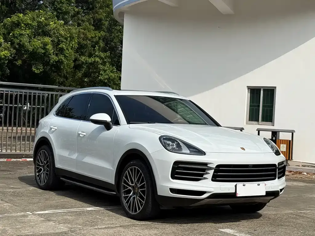 Porsche Cayenne — фото 3