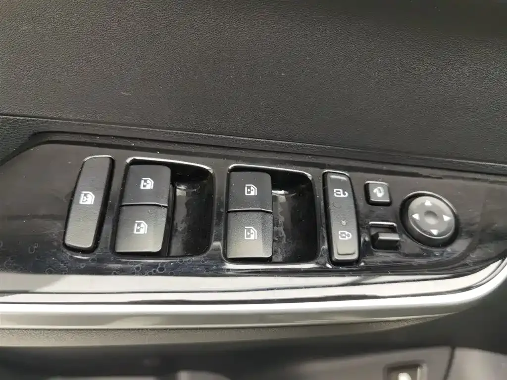 Hyundai Custo — фото 9