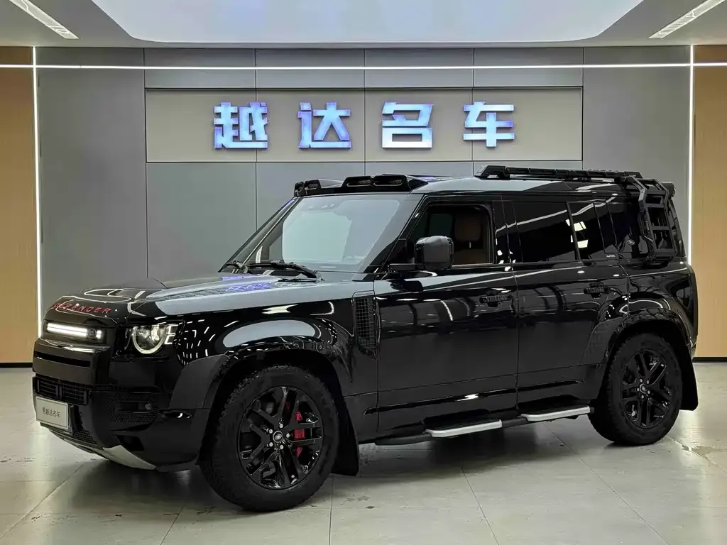 Land Rover Defender — фото 1