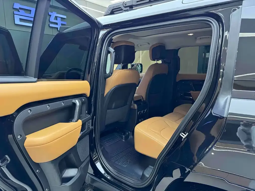 Land Rover Defender — фото 4