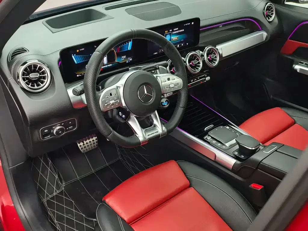 Mercedes-Benz GLB AMG — фото 9