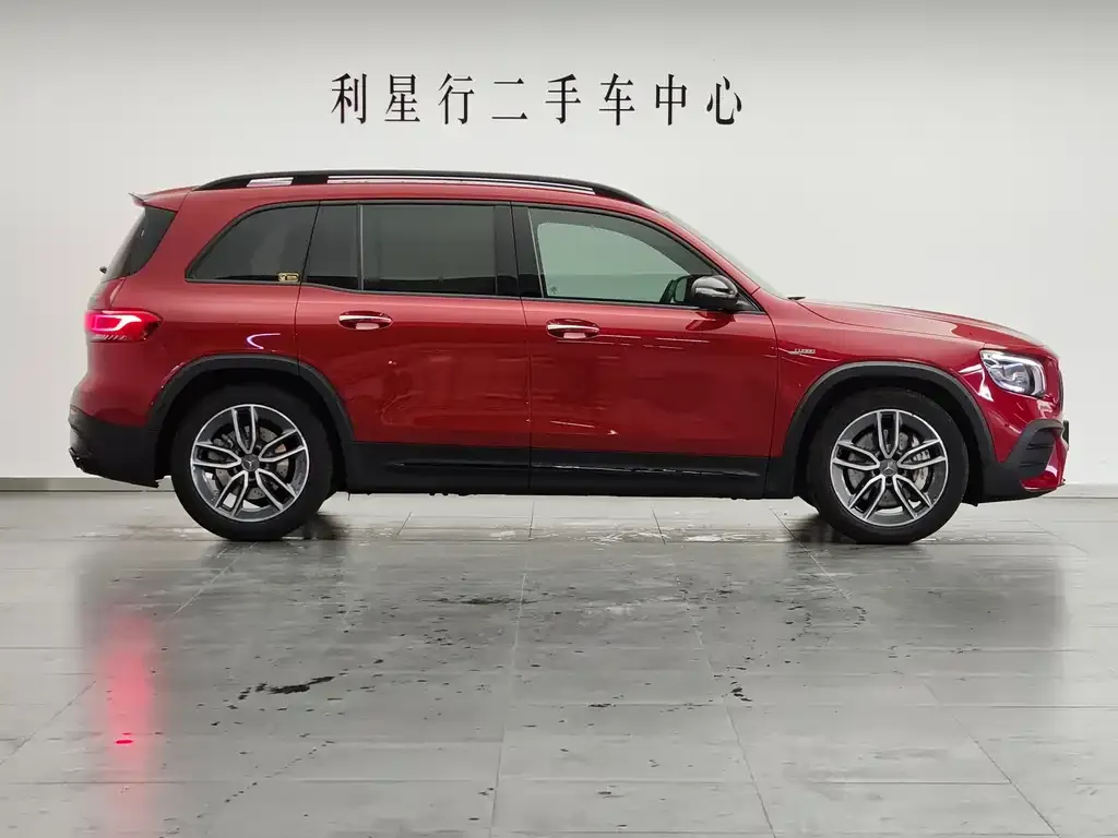 Mercedes-Benz GLB AMG — фото 6