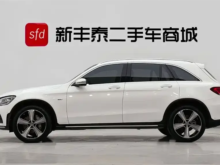 Mercedes-Benz GLC — фото 10