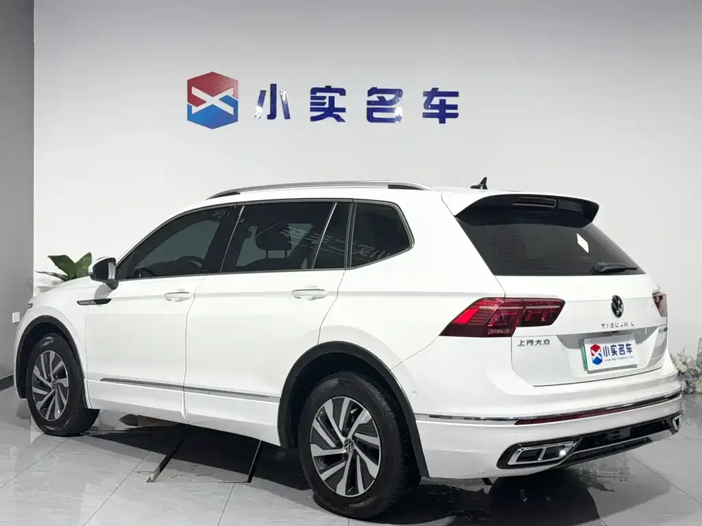 Volkswagen Tiguan L New Energy — фото 4